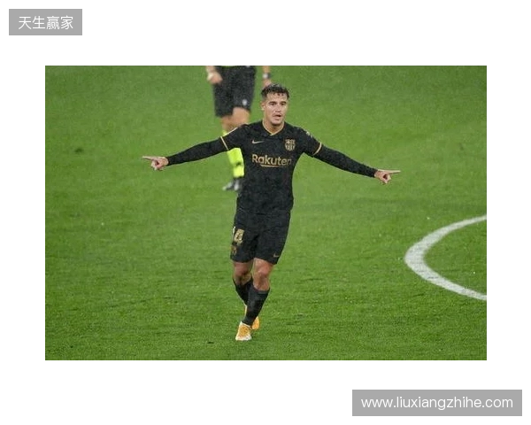 巴萨官方:莱万左眼眶骨折,将缺席对阵马竞的比赛